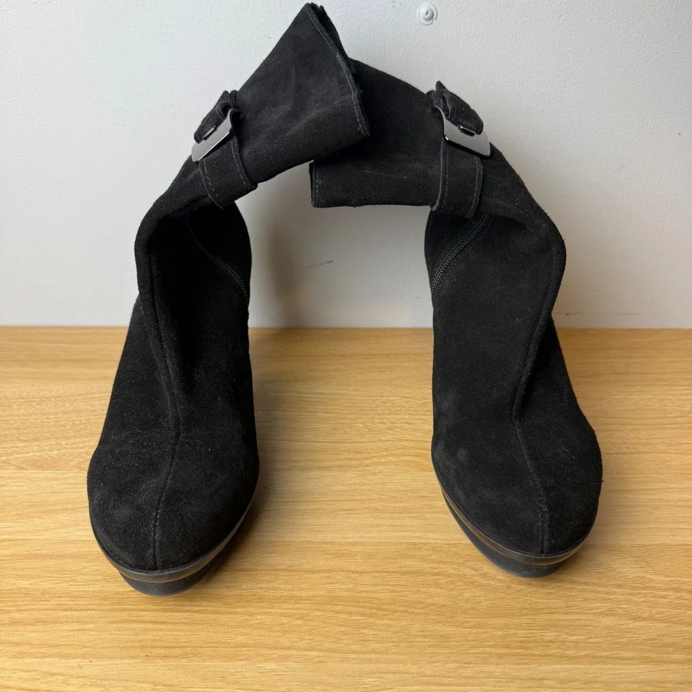 La Canadienne Suede Ankle Boots Women 8.5 Black Platform Buckle Quiet Luxury